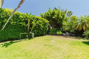 19240 Knapp St, Northridge, CA 91324 - Photo 43