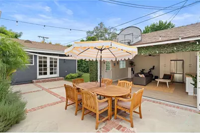 5423 Columbus Ave, Sherman Oaks, CA 91411 - Photo 21