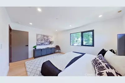 3651 Roselawn, Glendale, CA 91208 - Photo 39