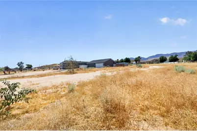 11152 E Avenue V12, Littlerock, CA 93543 - Photo 21