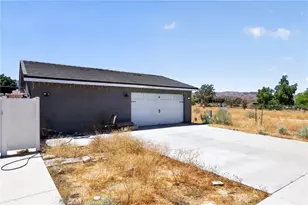 11152 E Ave V 12, Littlerock, CA 93543 - Photo 15