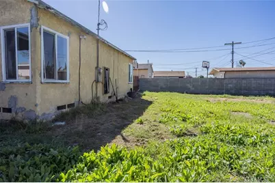 1401 S Whitemarsh, Compton, CA 90220 - Photo 17