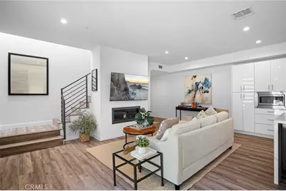 11490 Cumpston Street, North Hollywood, CA 91601 - Photo 5
