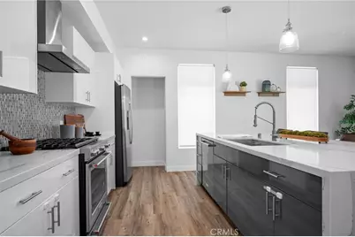 11490 Cumpston Street, North Hollywood, CA 91601 - Photo 11