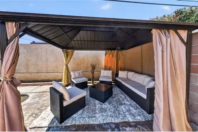 14930 Hartland Street, Van Nuys, CA 91405 - Photo 43