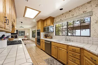 10170 Maude Ave, Sunland, CA 91040 - Photo 21