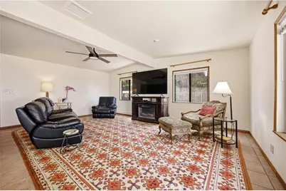 10170 Maude Ave, Sunland, CA 91040 - Photo 25