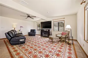 10170 Maude Ave, Sunland, CA 91040 - Photo 25