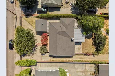 19000 Strathern, Reseda, CA 91335 - Photo 35
