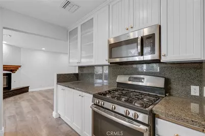 19000 Strathern, Reseda, CA 91335 - Photo 15