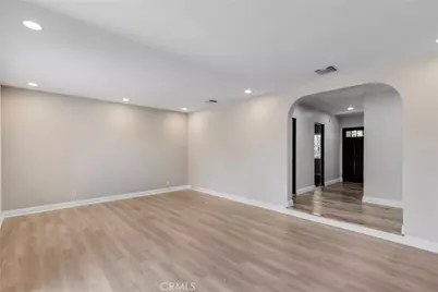 19000 Strathern, Reseda, CA 91335 - Photo 9