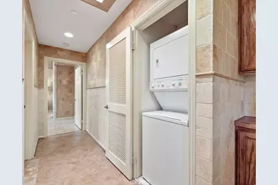 12067 Guerin Street #305, Studio City, CA 91604 - Photo 25