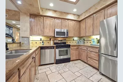 12067 Guerin Street #305, Studio City, CA 91604 - Photo 15