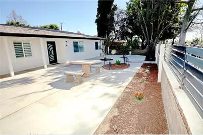 11622 Balboa Boulevard, Granada Hills, CA 91344 - Photo 1