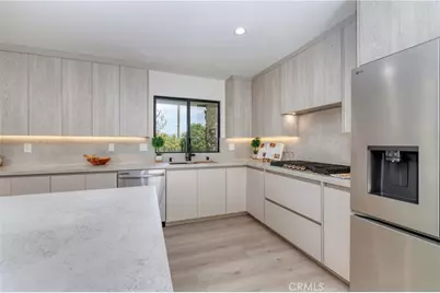 5843 Nevada, Woodland Hills, CA 91367 - Photo 17