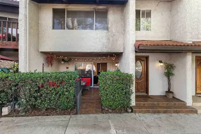 7764 Via Capri, Burbank, CA 91504 - Photo 3