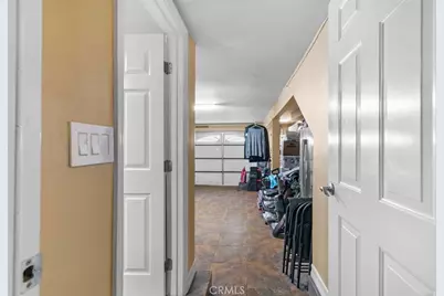 7764 Via Capri, Burbank, CA 91504 - Photo 49
