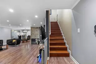 7764 Via Capri, Burbank, CA 91504 - Photo 27