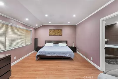 7764 Via Capri, Burbank, CA 91504 - Photo 37