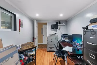 7764 Via Capri, Burbank, CA 91504 - Photo 47