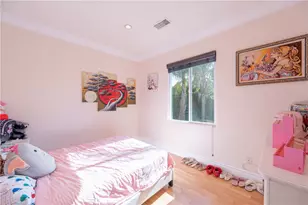 6973 Varna Ave, Van Nuys, CA 91405 - Photo 25