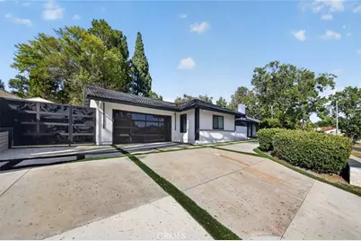 20001 Hiawatha Street, Chatsworth, CA 91311 - Photo 3