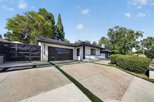 20001 Hiawatha St, Chatsworth, CA 91311 - Photo 3