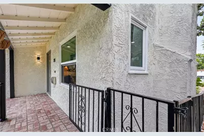 210 N Naomi Street, Burbank, CA 91505 - Photo 5