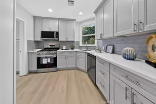 210 N Naomi St, Burbank, CA 91505 - Photo 9