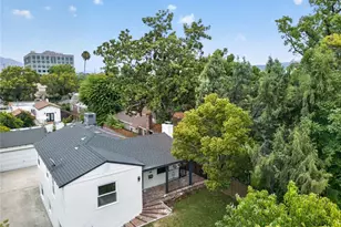 210 N Naomi St, Burbank, CA 91505 - Photo 41