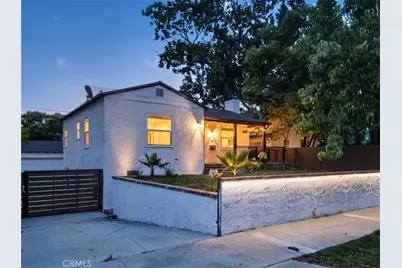 210 N Naomi Street, Burbank, CA 91505 - Photo 1