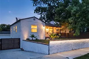 210 N Naomi St, Burbank, CA 91505 - Photo 1