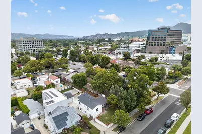 210 N Naomi Street, Burbank, CA 91505 - Photo 45