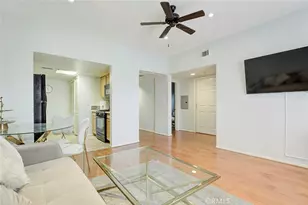 11124 Burbank Blvd, North Hollywood, CA 91601 - Photo 21