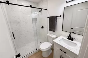 611 S Sunset Canyon, Burbank, CA 91501 - Photo 17