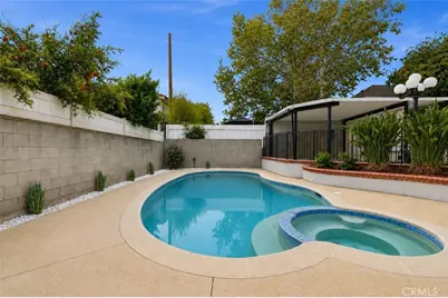 611 S Sunset Canyon, Burbank, CA 91501 - Photo 23