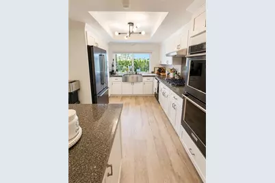 4301 Cezanne Avenue, Woodland Hills, CA 91364 - Photo 13