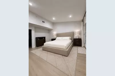 4301 Cezanne Avenue, Woodland Hills, CA 91364 - Photo 17