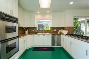 430 Devonwood Rd, Altadena, CA 91001 - Photo 13