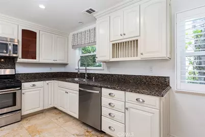 1030 Cynthia Avenue, Pasadena, CA 91107 - Photo 15