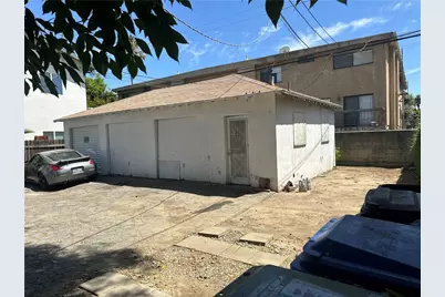 14736 Gilmore, Van Nuys, CA 91411 - Photo 11