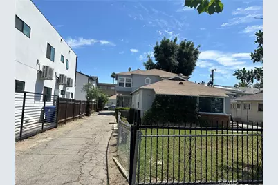 14736 Gilmore, Van Nuys, CA 91411 - Photo 31