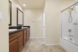 11370 Dream, Pacoima, CA 91331 - Photo 25