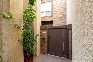 1349 N Columbus, Glendale, CA 91202 - Photo 5