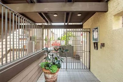 1349 N Columbus #16, Glendale, CA 91202 - Photo 3