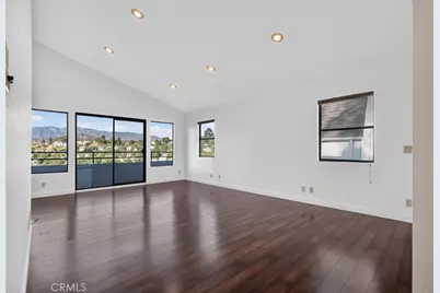 1425 Columbia Dr, Glendale, CA 91205 - Photo 31