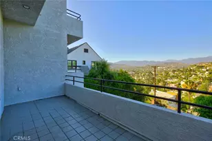 1425 Columbia Dr, Glendale, CA 91205 - Photo 17