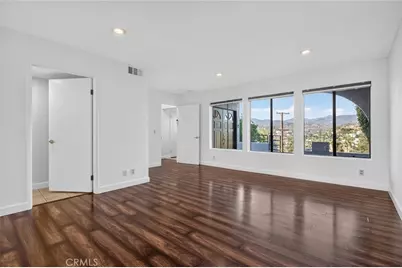 1425 Columbia Dr, Glendale, CA 91205 - Photo 9