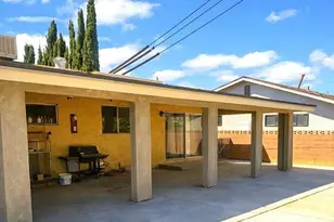 1017 W Ave H 8, Lancaster, CA 93534 - Photo 11