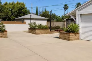 7662 Paso Robles Ave, Van Nuys, CA 91406 - Photo 11